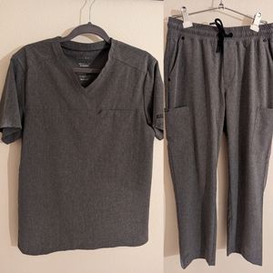 JAANUU Heather Gray Men's Scrub Set 🩺
